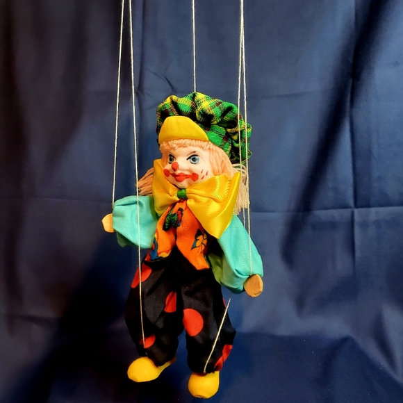 clown doll 🤡 - Picture 3 of 3